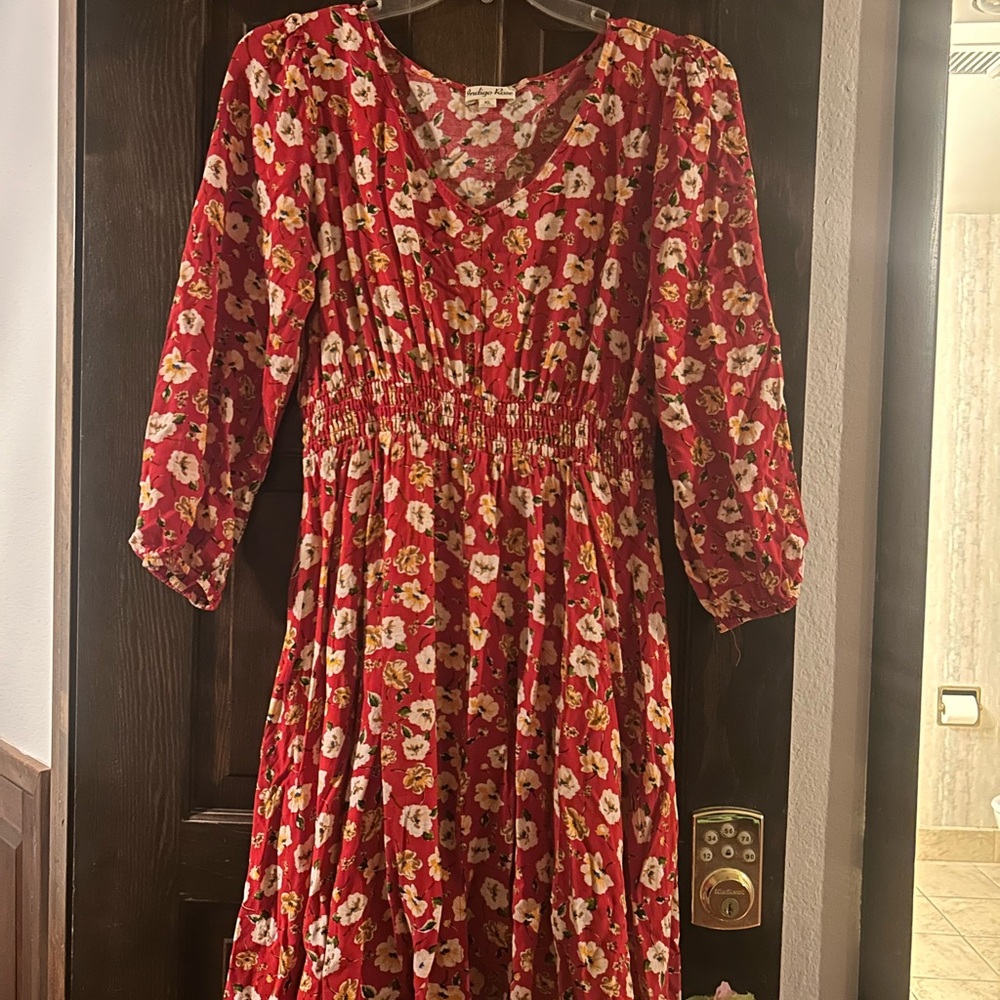 Chic Red Floral Long Sleeve Dress